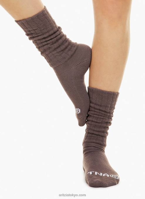 リブニットクルーソックス P2L8010054 Aritzia Positions Crew Socks