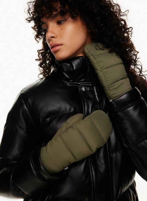 グースダウン パファー ミトン P2L8010166 Aritzia The Super Puff New Mitten