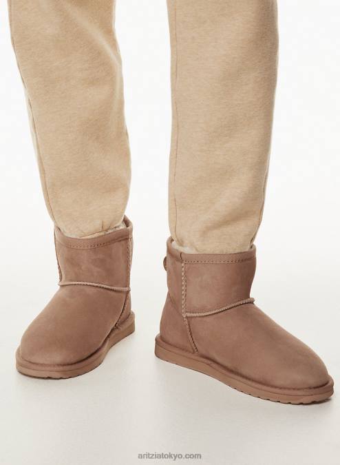 オーストラリアン シープスキン ブーツ P2L8010808 Aritzia Tna X Emu Stinger Mini