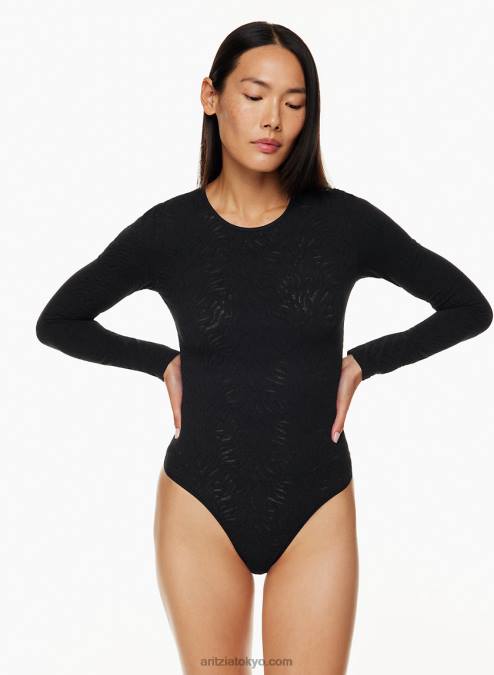 長袖クルーネックボディスーツ P2L801659 Aritzia Shapelace Crew Longsleeve Bodysuit