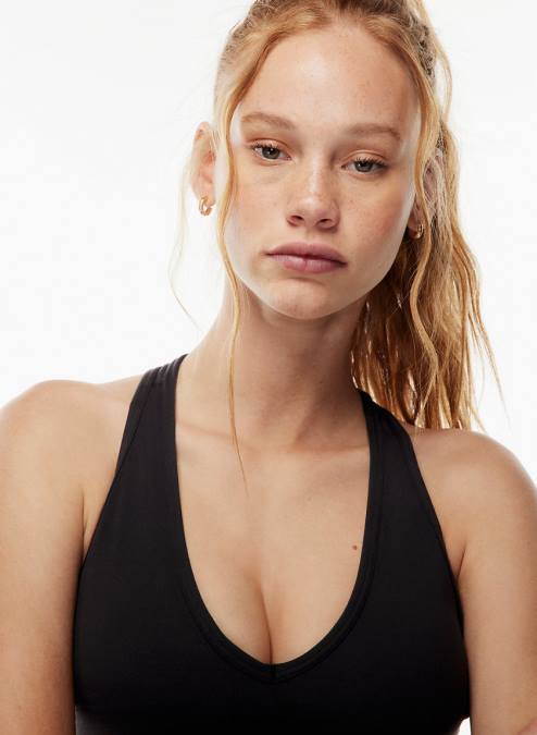 ライトサポート スポーツブラ 取り外し可能なカップ付き P2L802053 Aritzia Tna トレッド スポーツブラ