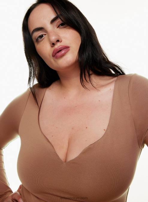 ノッチフロントボディスーツ P2L802127 Aritzia Leone Contour Bodysuit