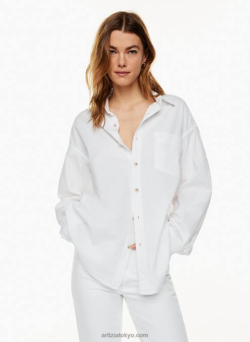 リラックスデニム ボタンアップシャツ P2L804085 Aritzia The 80S Comfy Denim Shirt