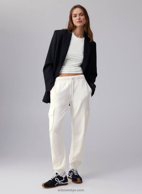 ミッドライズ カーゴ ジョガー P2L807817 Aritzia Munro Jogger