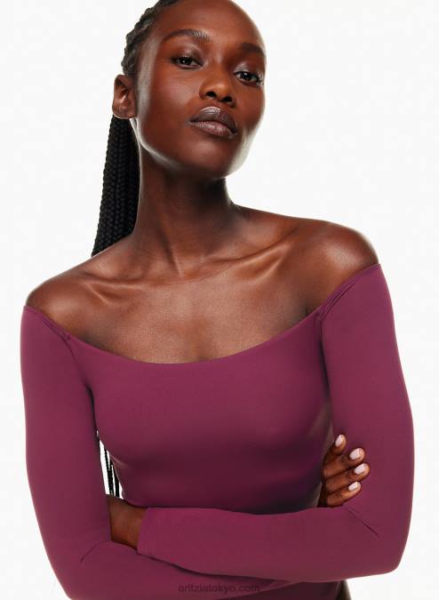 オフショルダーボディスーツ P2L80853 Aritzia Contour Off-Shoulder Longsleeve Bodysuit