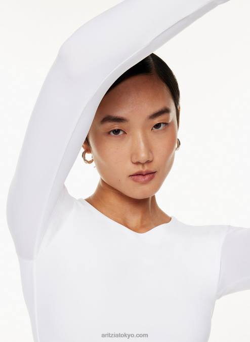 クロップド クルーネック ロングスリーブ P2L801474 Aritzia Contour Crew クロップド ロングスリーブ