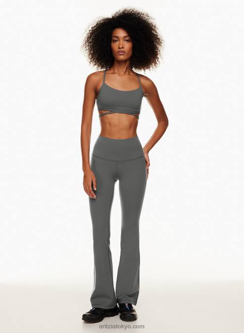 取り外し可能なカップ付きストラップバックスポーツブラ P2L802086 Aritzia Tna Altitude Sports Bra