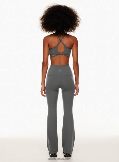取り外し可能なカップ付きストラップバックスポーツブラ P2L802086 Aritzia Tna Altitude Sports Bra