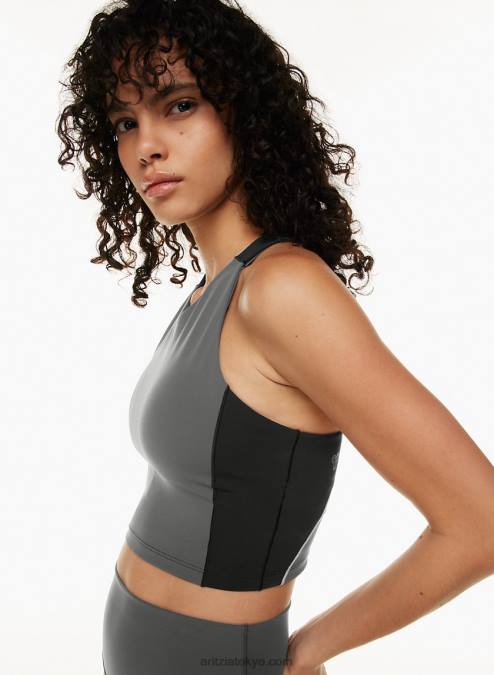 ミディアムサポート スポーツタンク ブラ内蔵 P2L802241 Aritzia Tnaslick Pivot スポーツタンク