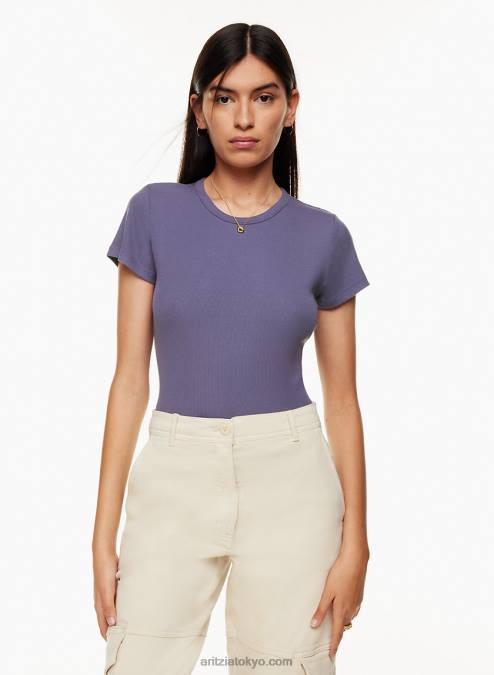 スリムフィットクルーネックTシャツ P2L801677 Aritzia Staple Go-To Tシャツ