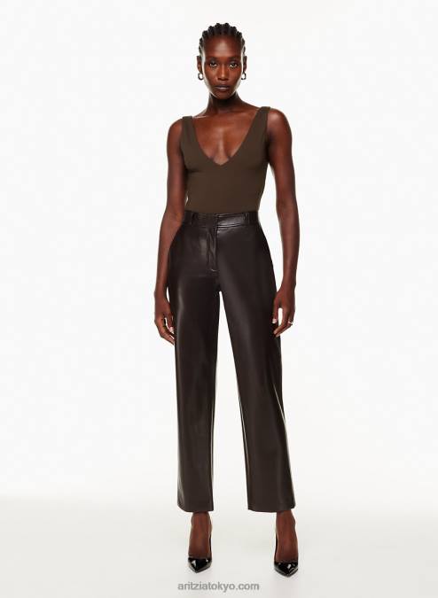 Vネックタンクボディスーツ P2L80330 Aritzia Contour Vネックボディスーツ
